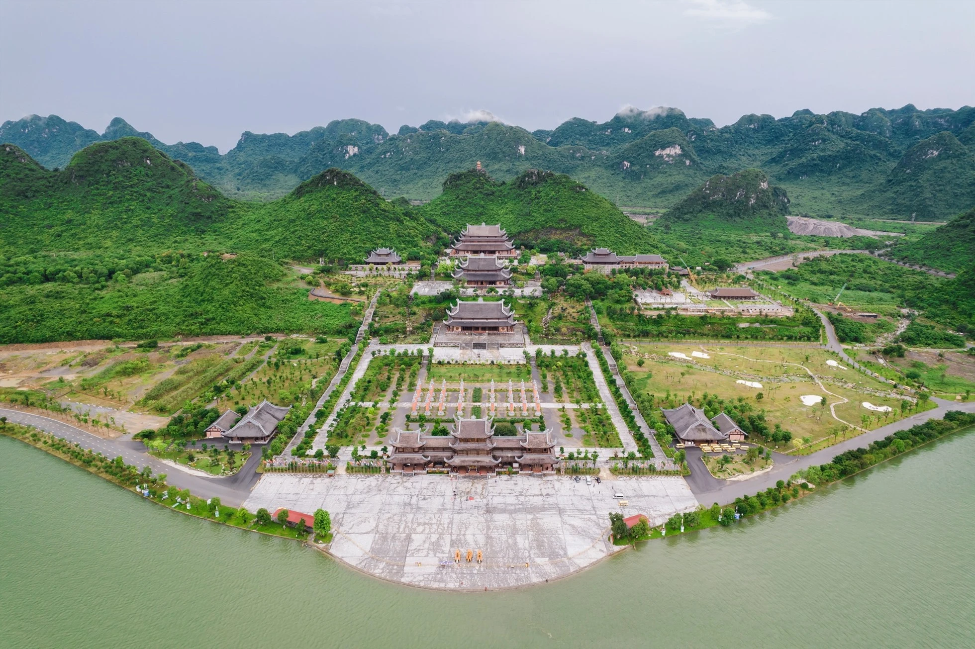 Địa Tạng Phi Lai Tự