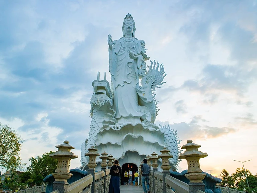 Chùa Bà Đen