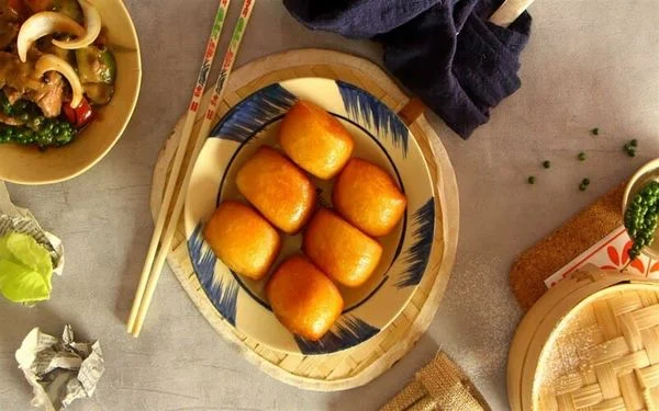 Bánh bao chiên bao nhiêu calo? Tips ăn bánh bao không lo tăng cân